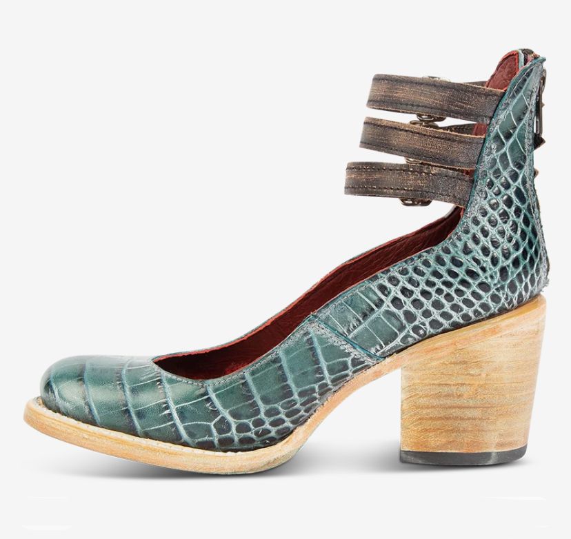 Ella Vintage Pumps