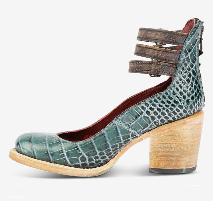 Ella Vintage Pumps