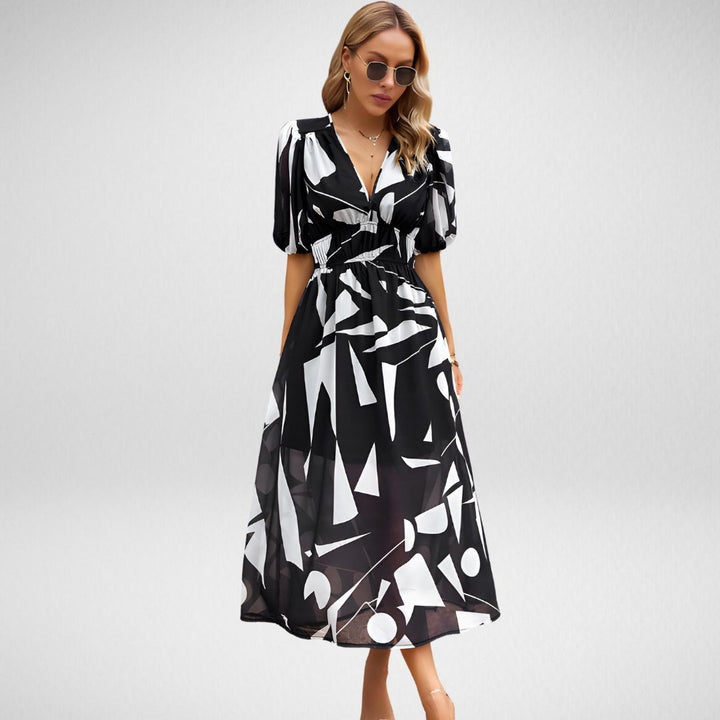 Monica Chic Summer Dress